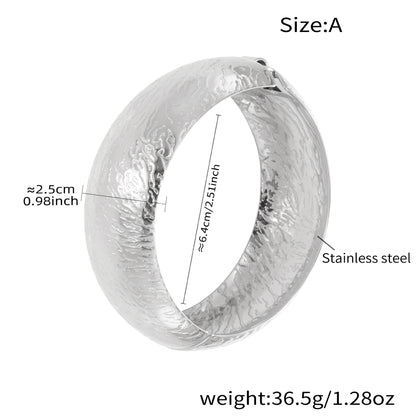Wide Textured Bangle — dimensions and size reference 07