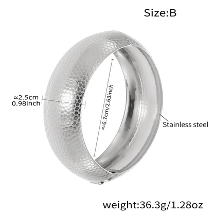 Wide Textured Bangle — dimensions and size reference 09