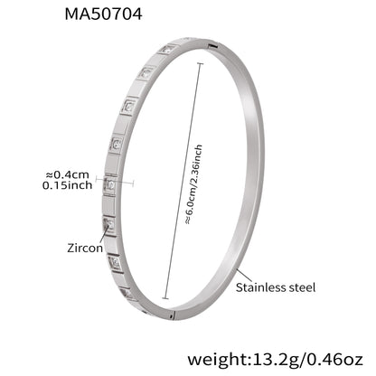 Geometric Zircon Bangle — dimensions and size reference 08