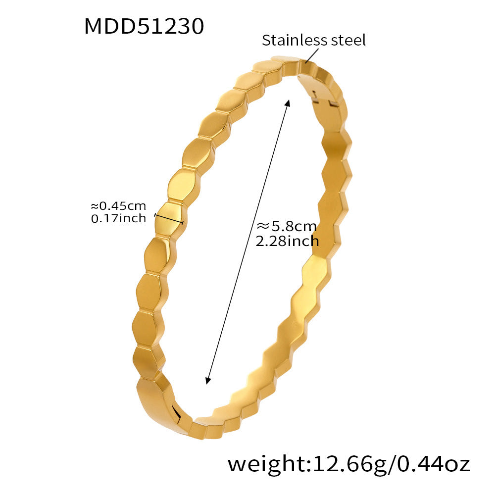 Geometric Zircon Bangle — dimensions and size reference 11