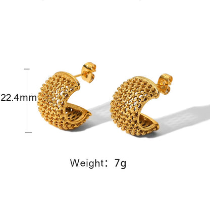 Star and Sculptural Earrings — dimensions and size reference 05