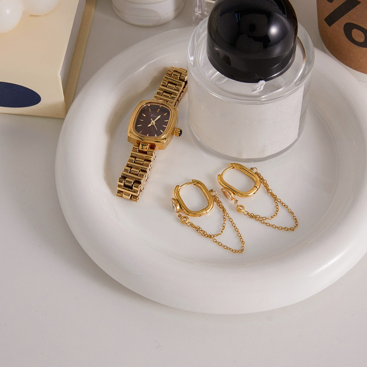 Gold-Tone Teardrop Zircon Chain Earrings — dimensions and size reference 07